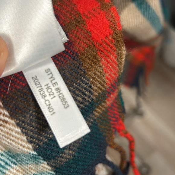 J crew plaid rectangular scarf with fringes - gently used - Picture 8 of 16